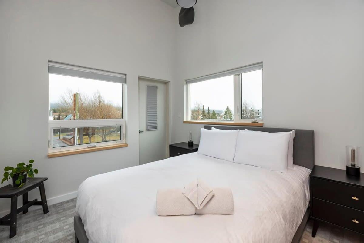 Nn - The Flame - Downtown 1-Bed 2-Bath Villa Whitehorse Kültér fotó