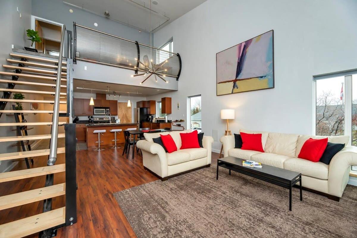 Nn - The Flame - Downtown 1-Bed 2-Bath Villa Whitehorse Kültér fotó